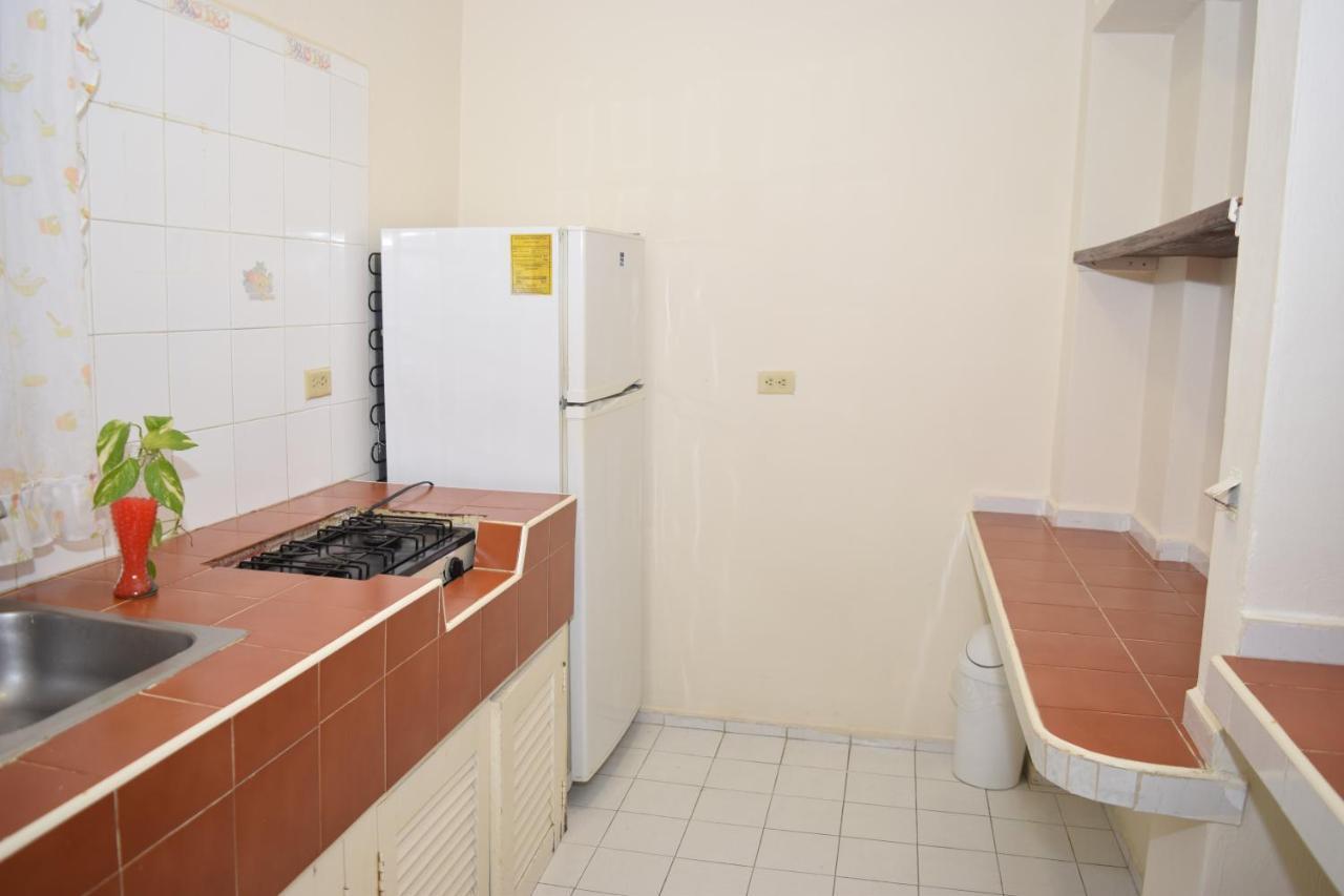 Hotel Suites Le Monde Канкун Экстерьер фото