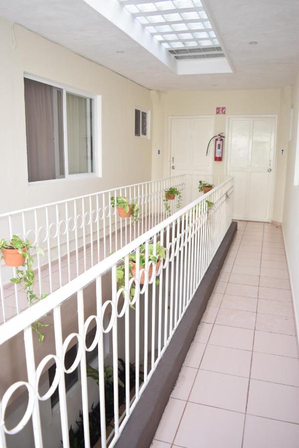 Hotel Suites Le Monde Канкун Экстерьер фото